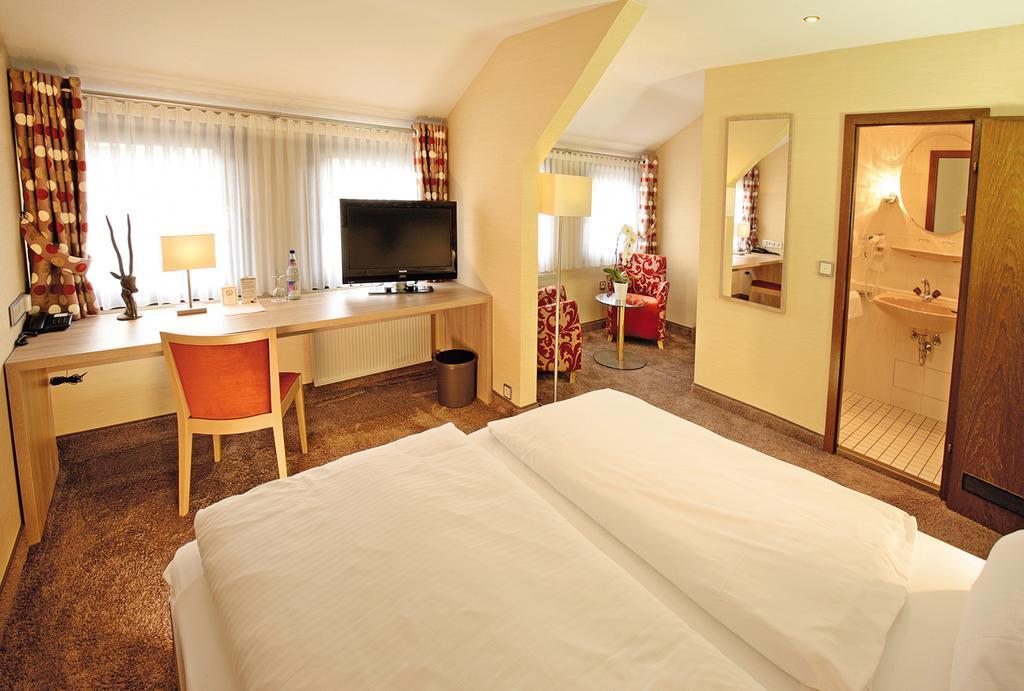 Landhotel Goldener Acker Morsbach  Экстерьер фото